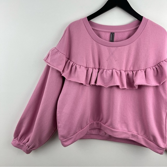 BY ANTHROPOLOGY lilac Ruffle sweatshirt size L - Picture 4 of 7